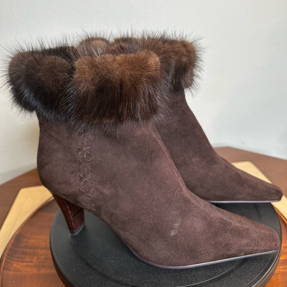 Brown Suede Mink Trimed Boots - Picture 2 of 7